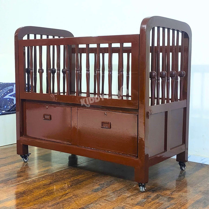 baby cot with drawers