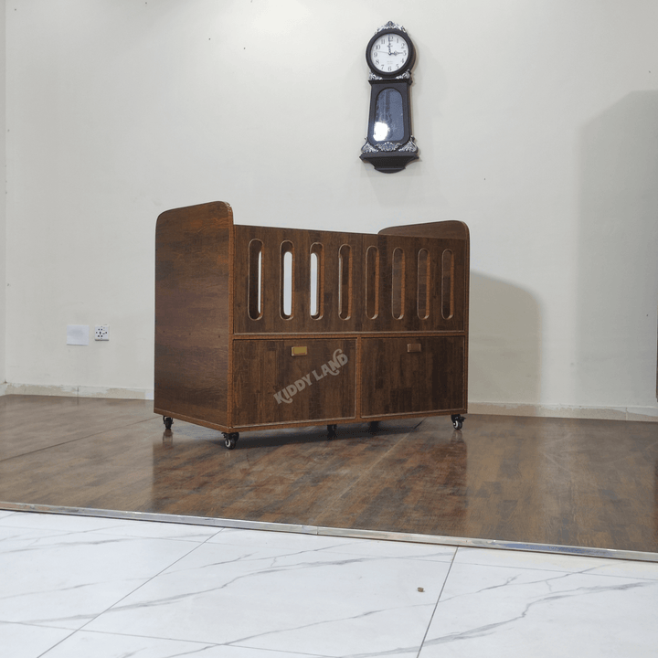 Beautiful Design Brown Newborn Baby Crib with storage