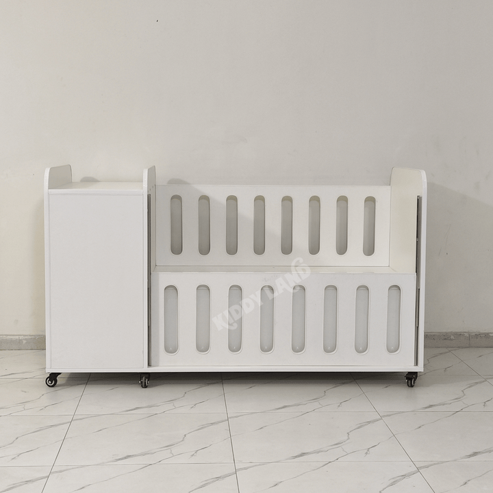 baby cot with sliding door